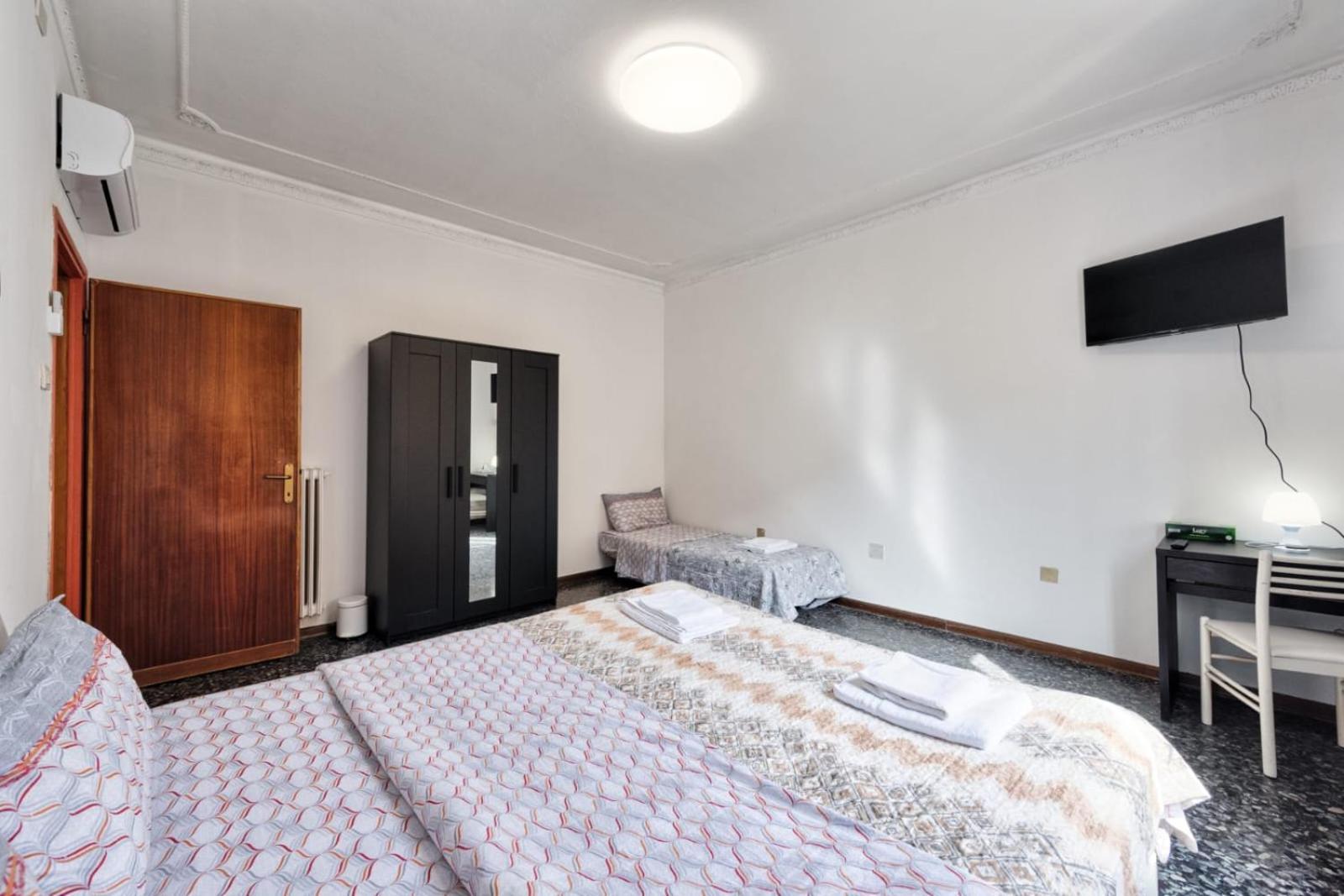 Cozy Best Apartment In City Marghera Buitenkant foto